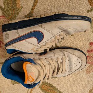 【US mens 5 womens 7】 NIKE SB DUNK LOW PRO SB MEDICOM 1 304292-142 used